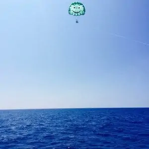 outdoor activities kona ufo parasail