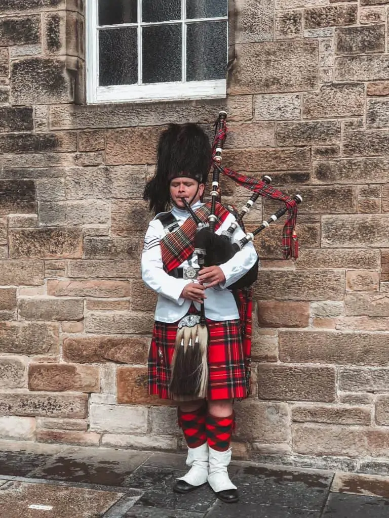 bagpipes in Scotland