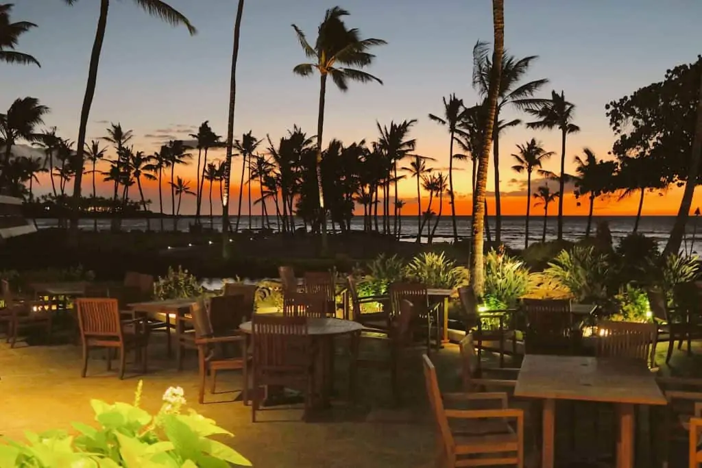 sunset at canoe house restaurant Kohala hawaii